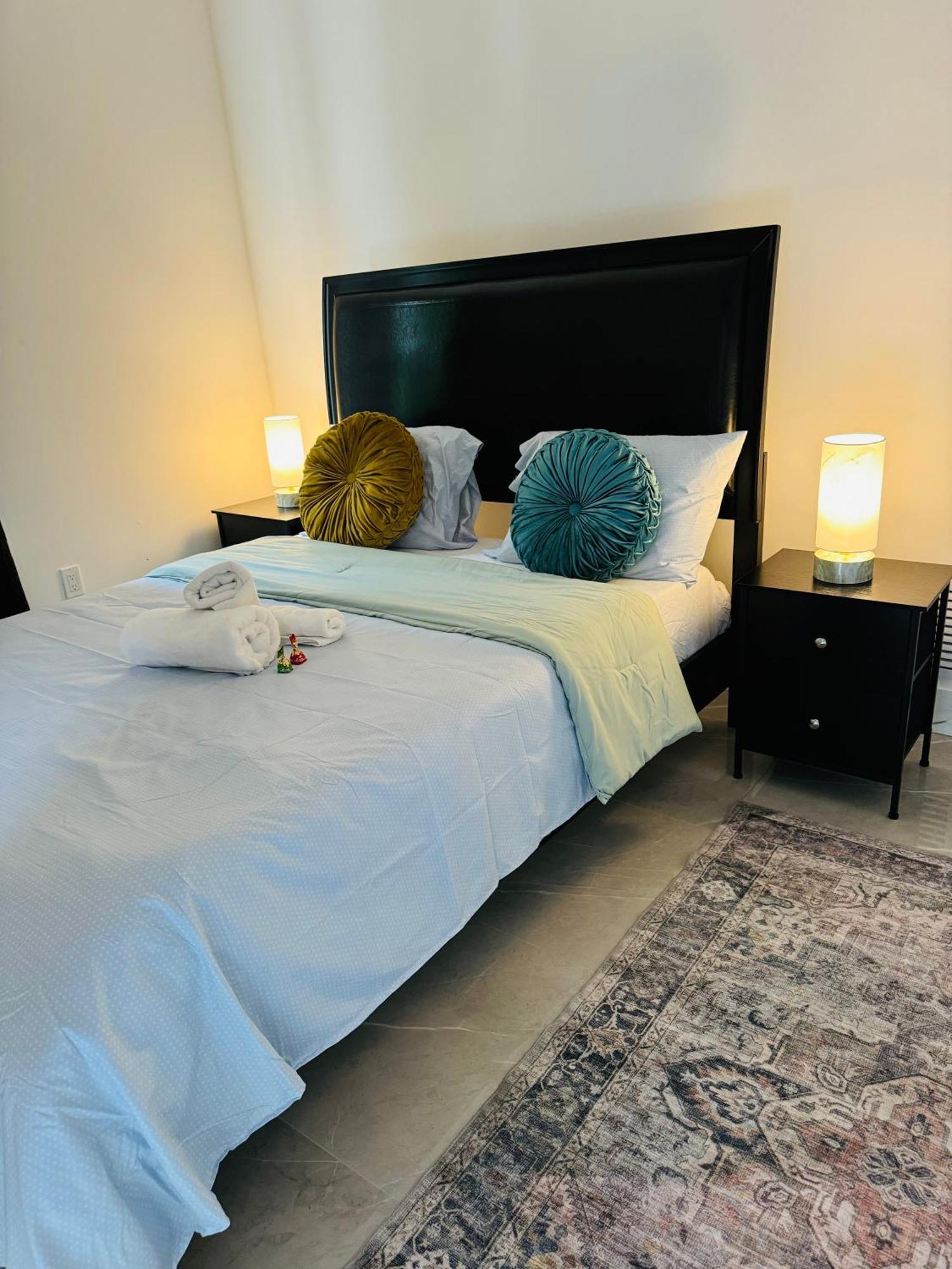 Atrium Hostel Design District マイアミ エクステリア 写真