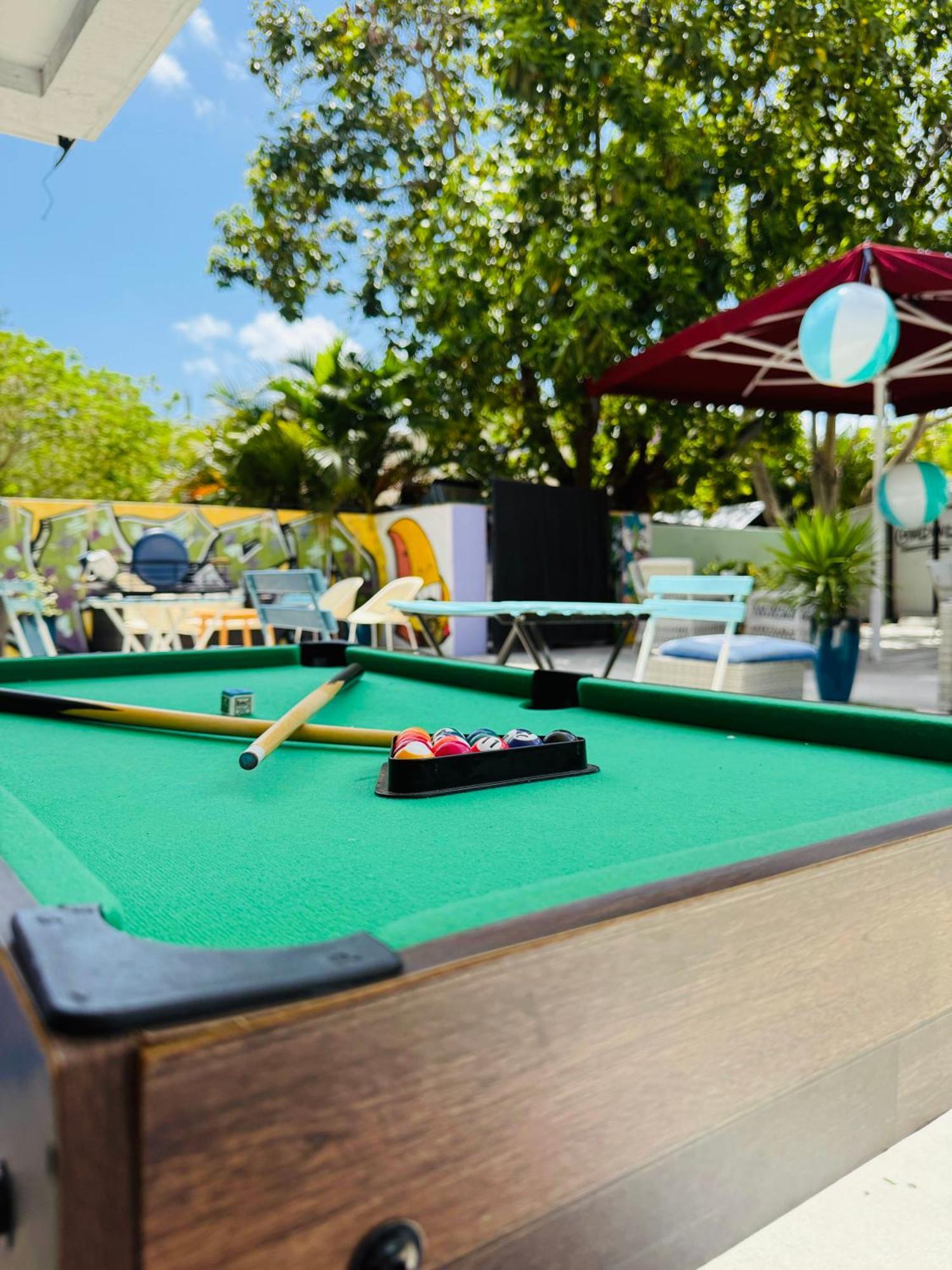Atrium Hostel Design District マイアミ エクステリア 写真