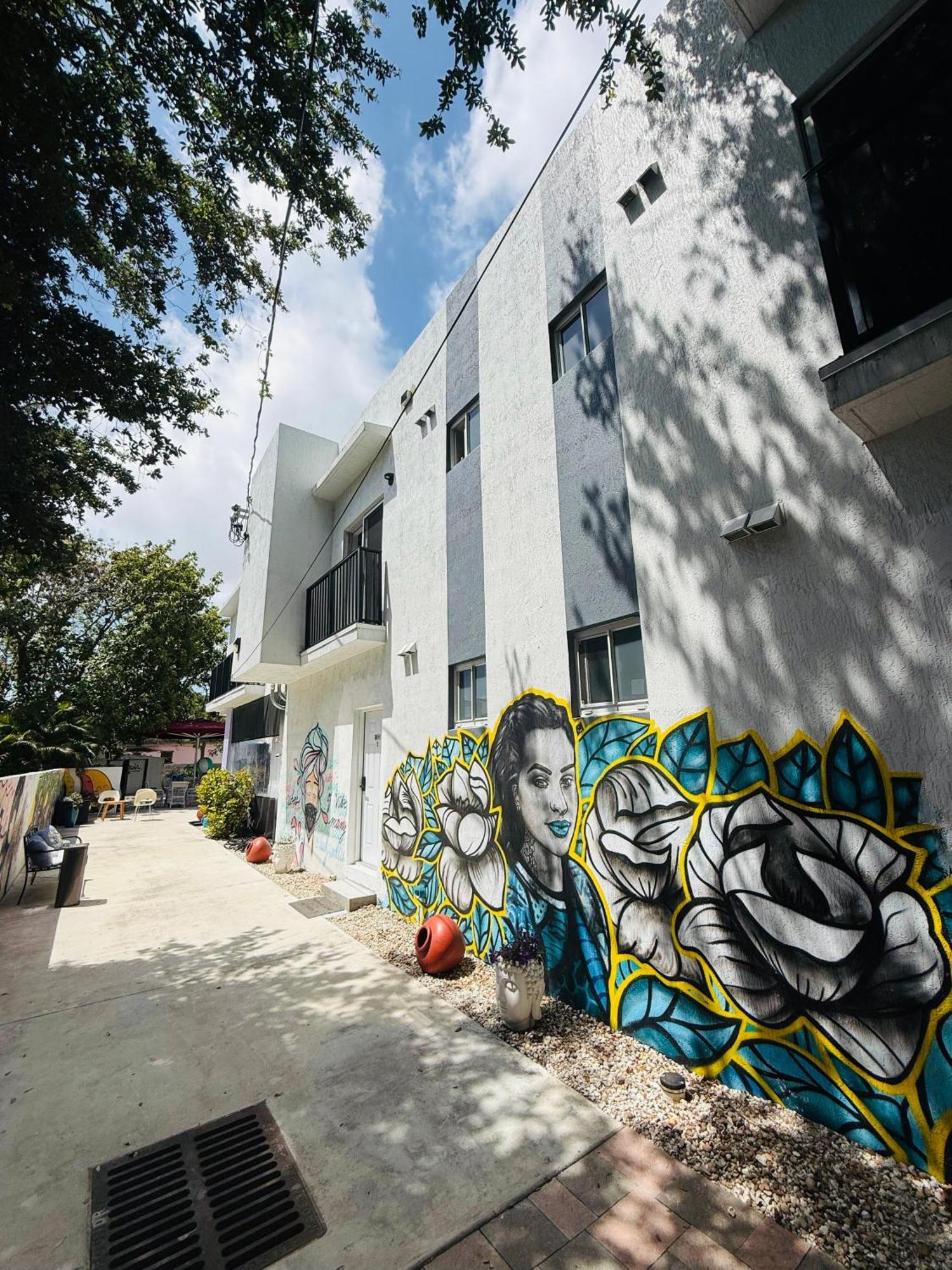 Atrium Hostel Design District マイアミ エクステリア 写真