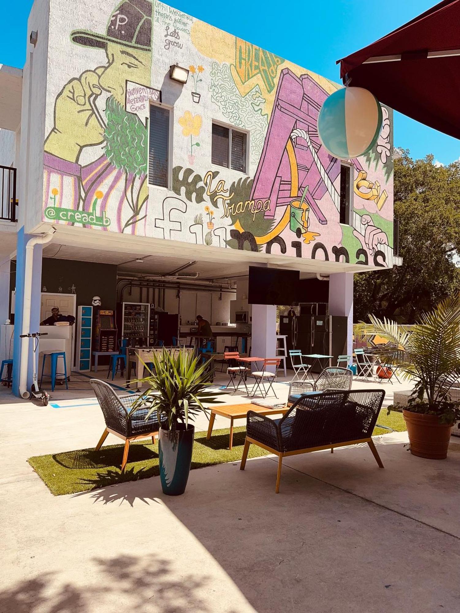 Atrium Hostel Design District マイアミ エクステリア 写真